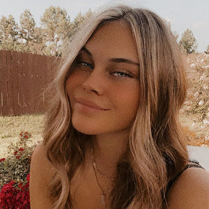 Meet your Posher, Allyson